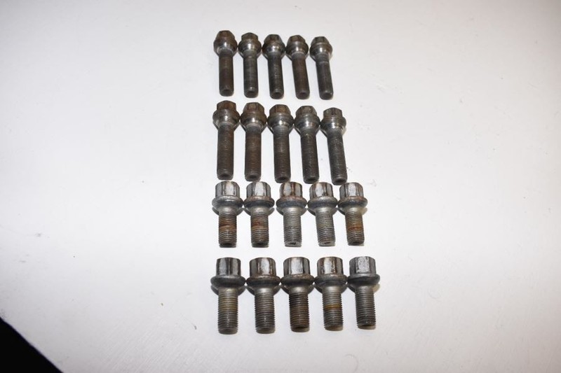 2008 Mercedes CLS500 Set of 20 Lug Nuts