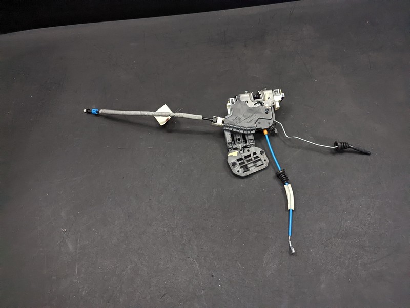 Front Left Door Lock Latch 2018 Mercedes CLA 250 0997201901 2014 2015 2016- 2019
