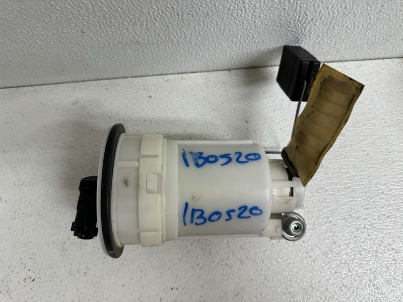 2006-2010 Toyota Highlander 3.3 Hybrid Fuel Pump & Sending Unit Oem