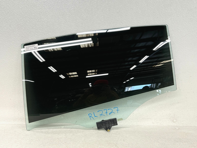 ⭐2015-2017 KIA K900 REAR LEFT DRIVERS DOOR WINDOW GLASS PANEL TINT OEM LOT2727