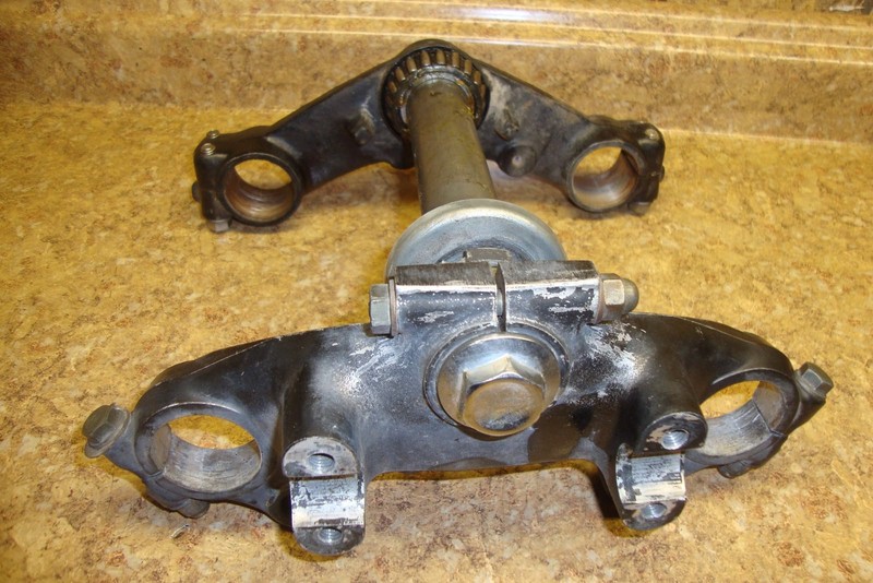 1981 Yamaha XS1100 XS 1100 11 Front Triple Tree Fork Clamp Handlebar Mount 1980