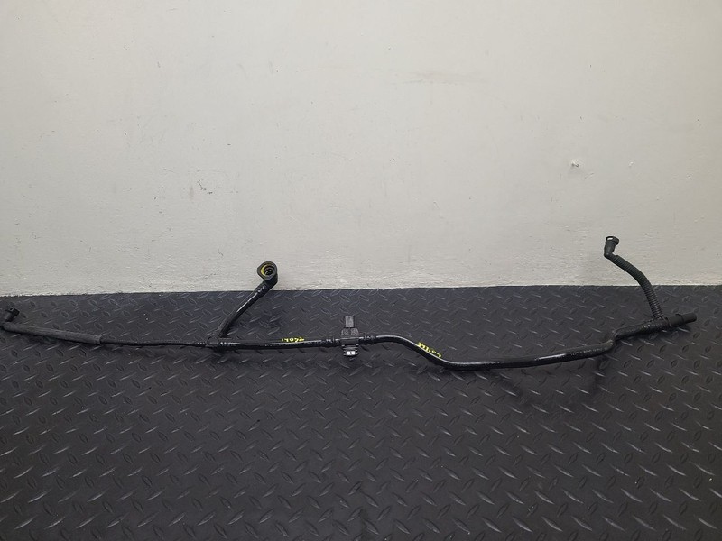 05-06 Ford Expedition Fuel Tank Connecting Hose W/ Sensor OEM 5L1Z-9C015-AA