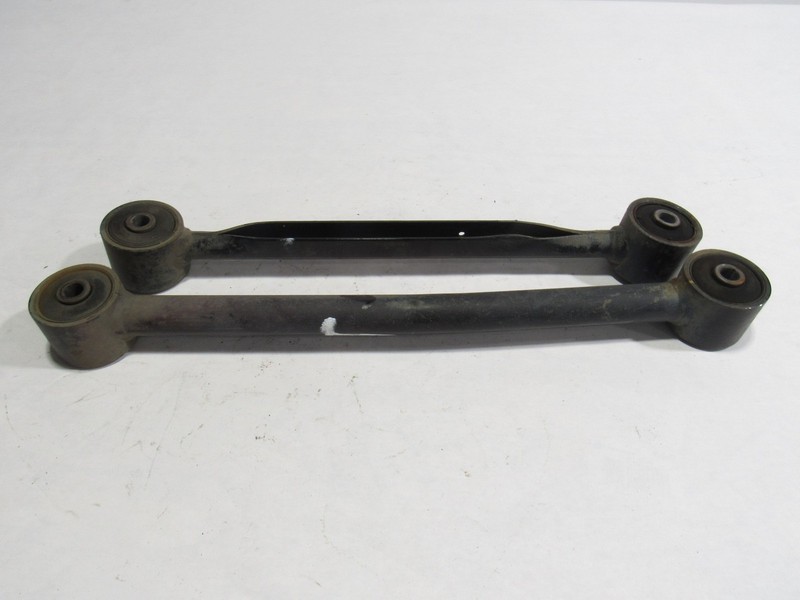 03-06 Chevrolet SSR LS 2005 Rear Left Driver Suspension Control Arm Set ;:Y