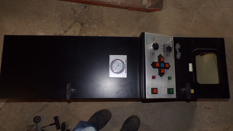 Unson Series 4000/32 Tester 4430 LR79302 w/ Pressure Test Box