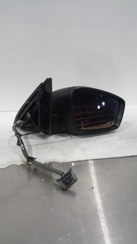 2011 Volkswagen Jetta Right Silver Door Mirror Assembly OEM 86449 Used