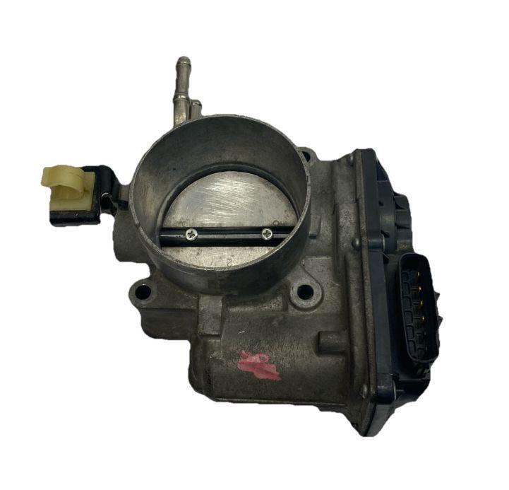 Toyota Camry throttle body 2010 to 2017 valve assy OEM vin F 2.5L 220300V010