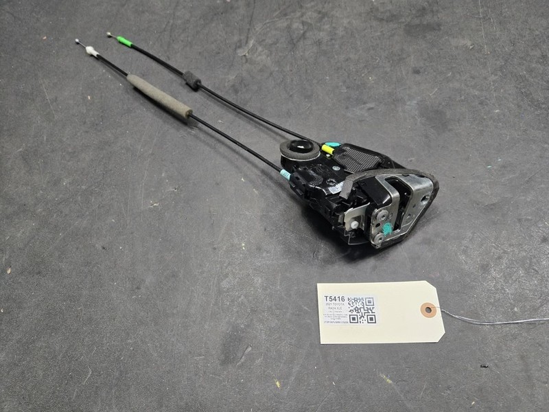 Rear Right Door Lock Latch 2021 Toyota RAV4 69050-06100 2022 2023 2024 2025
