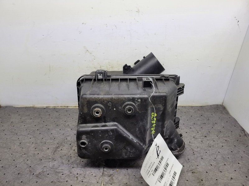 Air Cleaner 2.7L 1ARFE Engine 4 Cylinder Fits 09-16 VENZA 1697145