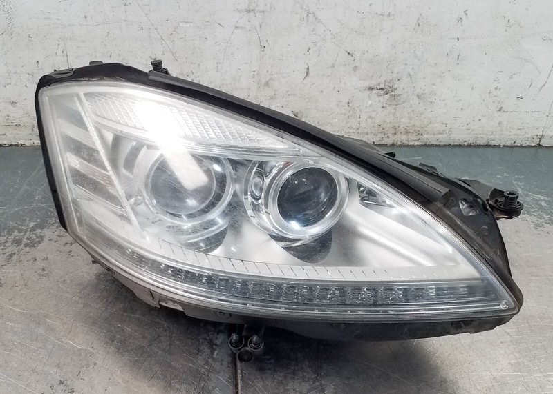 2013 Mercedes AMG S63 Right Passenger Xenon Head Light#4473 V9