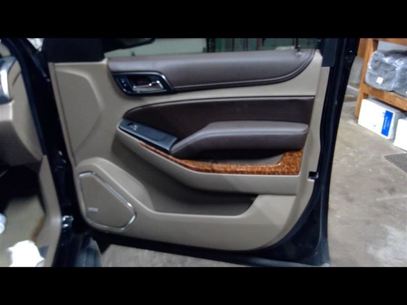 2016 TAHOE Passenger Right Front Door Trim Panel 1058986