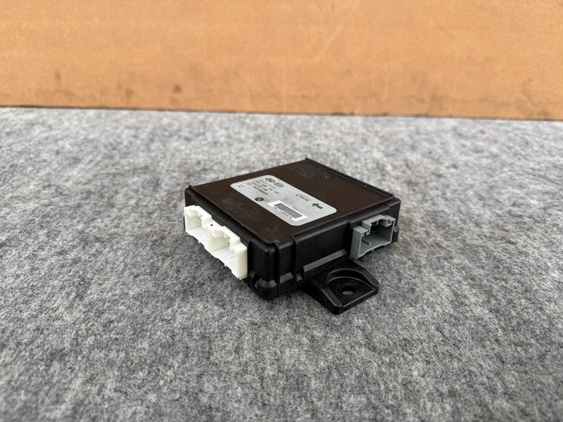 KIA STINGER 2018-2023 OEM LIFTGATE TRUNK LID POWER OPEN CONTROL MODULE UNIT ASSY