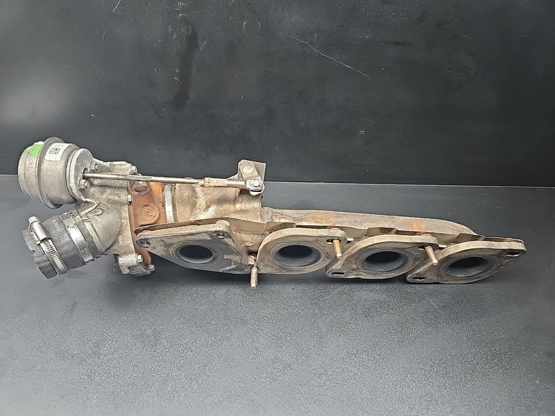 Mercedes W222 S550 CL550 M278 Right Turbocharger Turbo Charger Manifold OEM