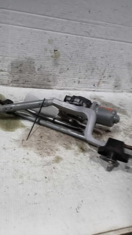 2017 Toyota Prius Wiper Motor OEM 8511047290 136k Miles Warranty Included