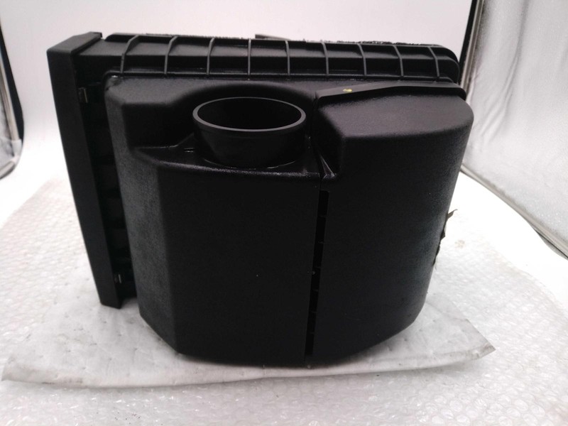 2017 KIA SORENTO Air Cleaner Assembly OEM 2.4L 116K miles 28110C5100