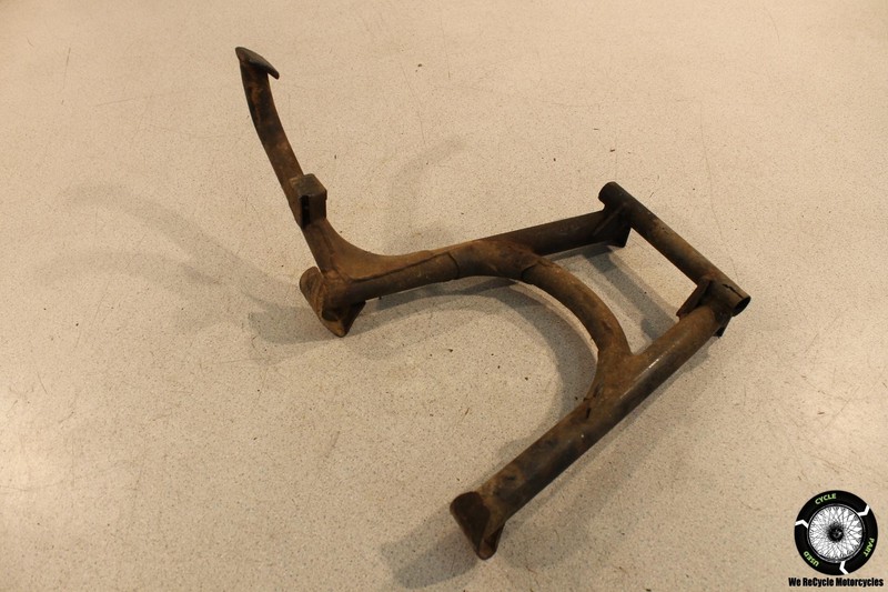 1986 Honda Magna 700 VF700C CENTER MAIN STAND SUPPORT VF 86
