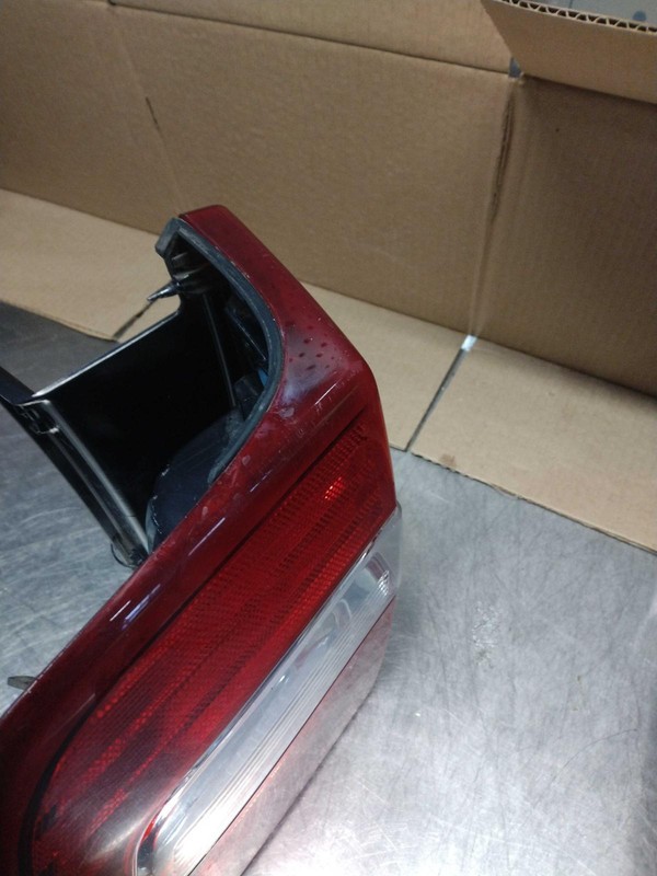 2013 Ford Expedition Left Tail Light Assembly White Blemished OEM 459213