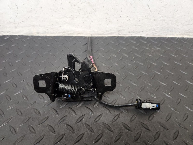 24-25 Buick Envista Hood Latch Lock Assembly W/ Sensor OEM 42828025