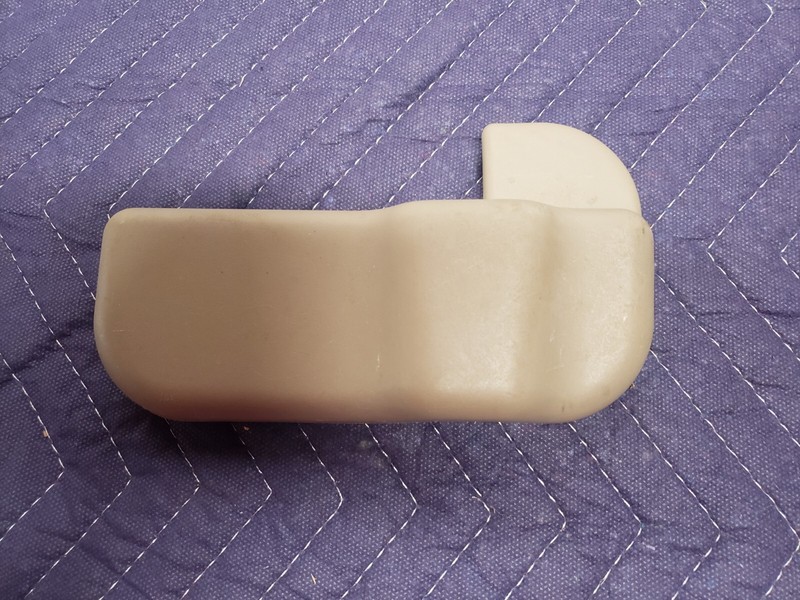 2001 GMC YUKON XL 1500 REAR2ND ROW SEATTRIM OEM