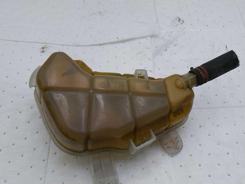 2013 Chevrolet Sonic Engine Coolant Reservoir Blue OEM 95048411 1.80L Used