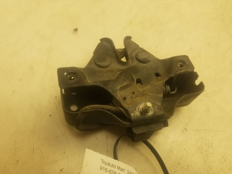 01-03 LEXUS LS430 HOOD LATCH