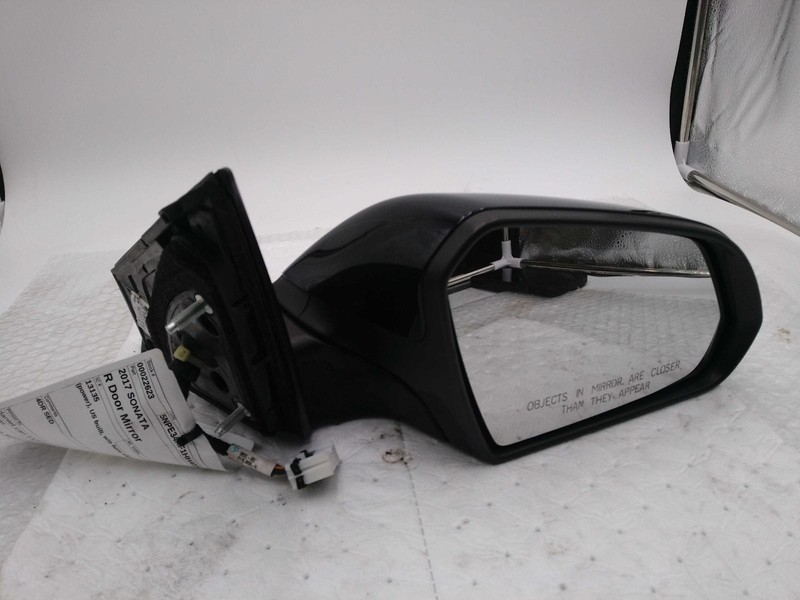 2017 Hyundai Sonata Right Door Mirror Assembly Black Used SCUFFS 7670543