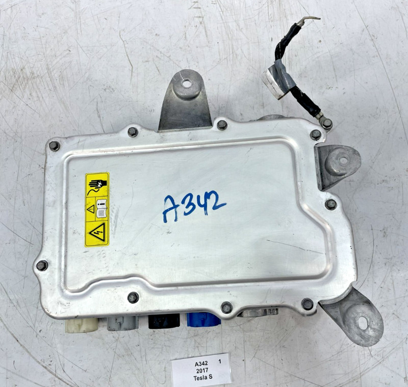 ✅16-20 OEM Tesla Model S High Voltage Power Distribution Junction Box W/ Harness