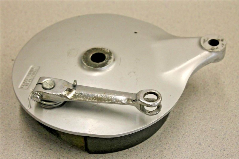 2006 SUZUKI C 50 BOULEVARD REAR BRAKE DRUM ASSEMBLY W/ LINKAGE ARM C50 06
