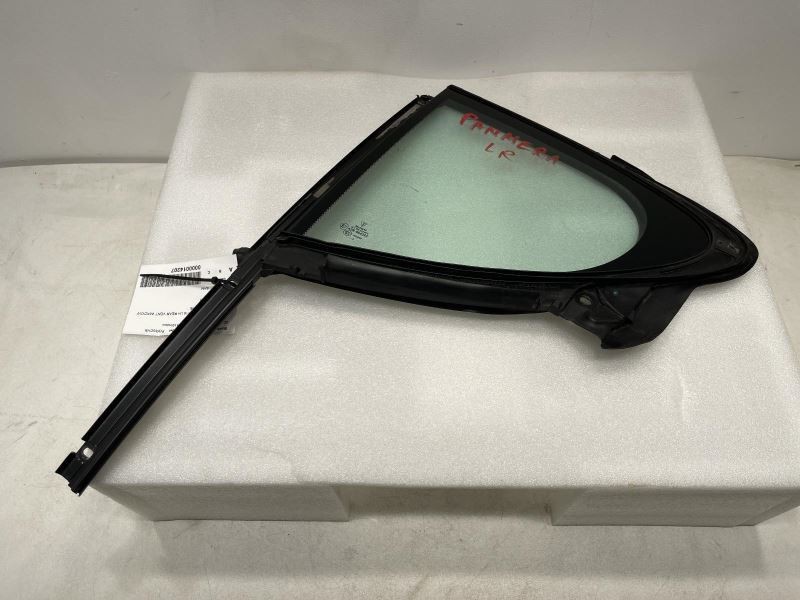 2010-2016 PORSCHE PANAMERA LEFT REAR VENT WINDOW W/BLACK FRAME 47158