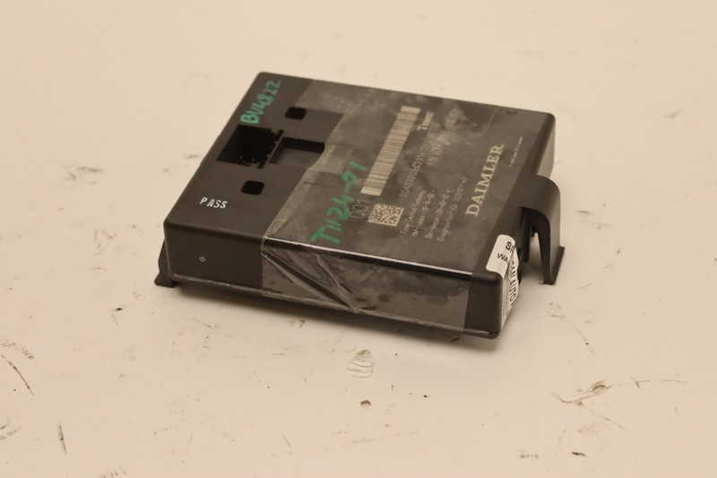 2008-2017 FREIGHTLINER CASCADIA 125 ECU CHASSIS GATEWAY MODULE A06-74995-005 OEM