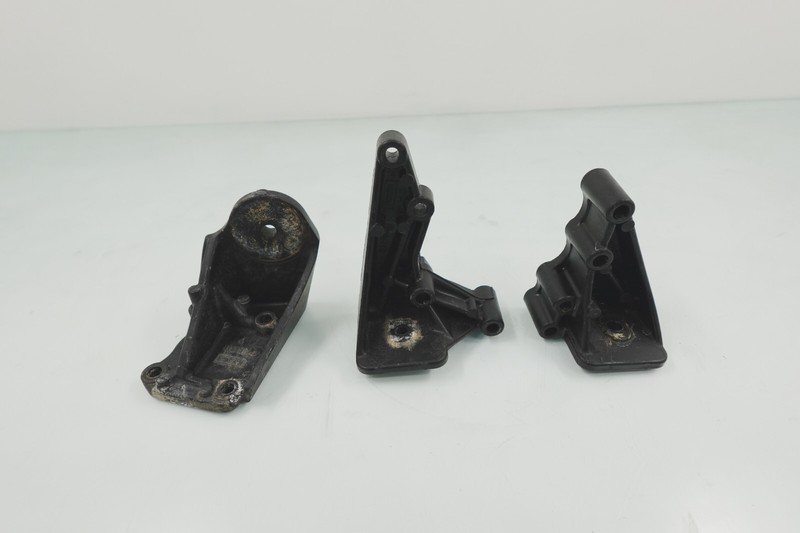 2011 Sea-Doo RXT 260 OEM Engine Motor Mounts 420811791 420811792 420811785