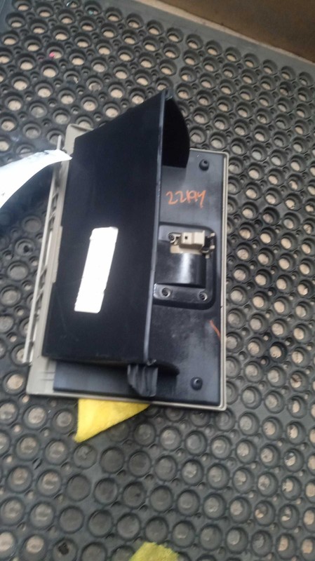 Used Glove Box fits: 2010 Ford ExplorerGrade B