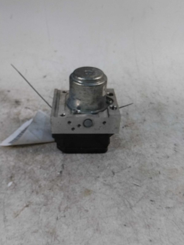 2016 Honda HR-V ABS Pump & Motor Assembly OEM 57110T7X315 146K Miles