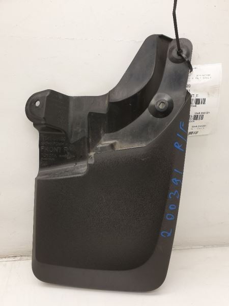 2020 TOYOTA TACOMA SR5 CREW CAB PASSENGER SIDE FRONT MUD GUARD