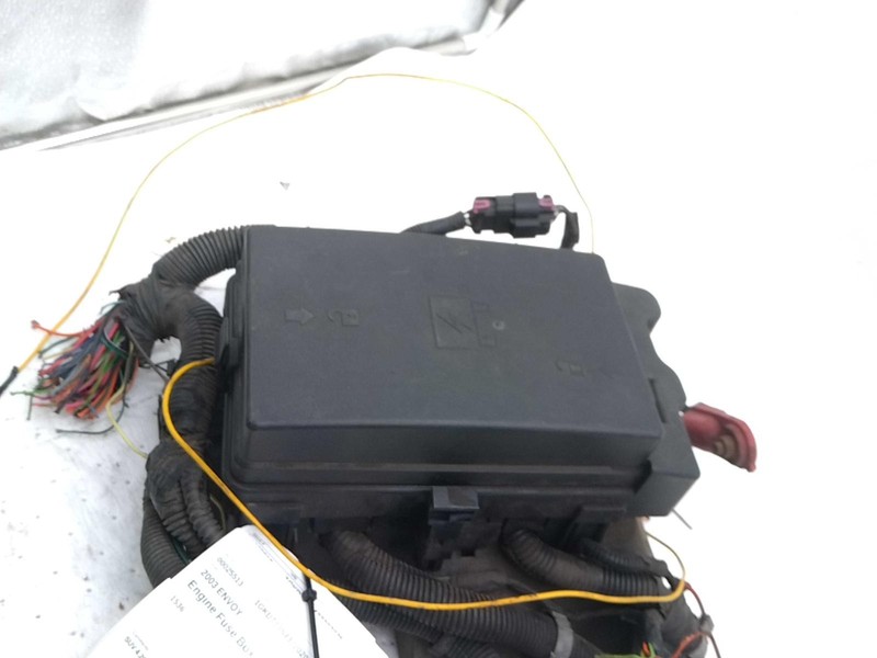 2003 GMC Envoy Fuse Box OEM Black 15196420 15196430 183k Miles