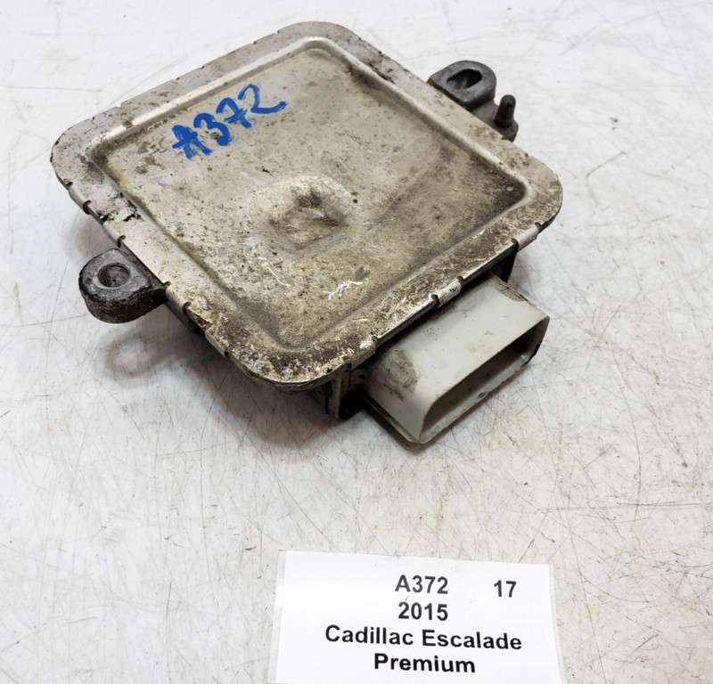✅ 2015-2020 OEM Cadillac Escalade Fuel Gas Pump Control Module Unit