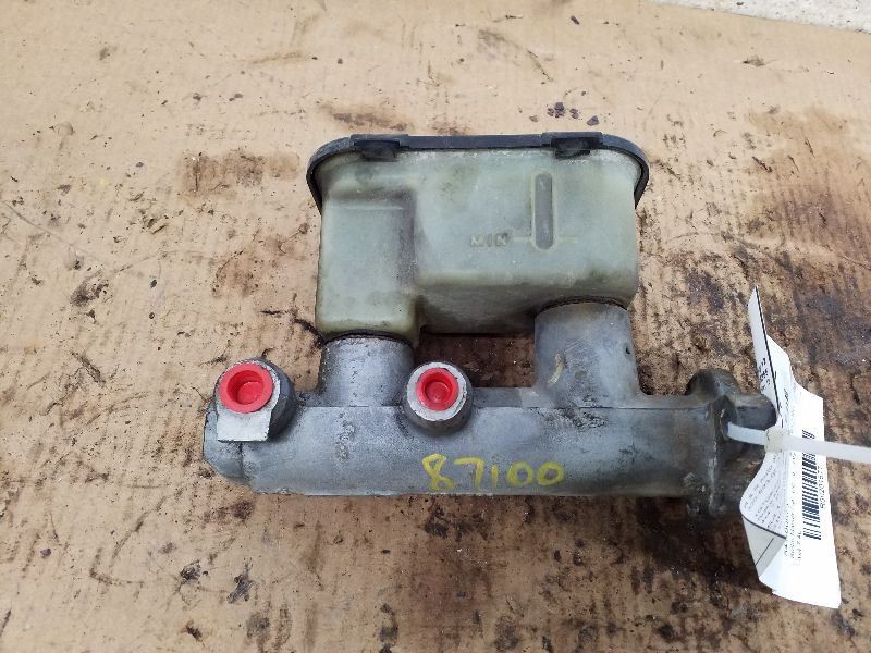 Brake Master Cylinder Fits 94-00 CHEVROLET 2500 PICKUP 201577
