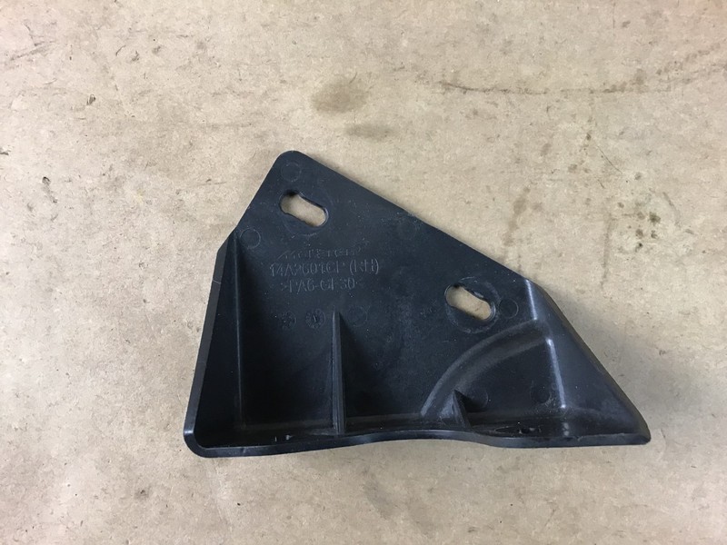McLaren 720S 720 2018 Right Passenger Mount Bracket Support 17 18 19 20 ;@1