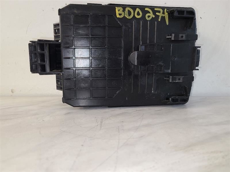 Fuse Box Engine Left Hand Fits 14-19 INFINITI Q50 575760