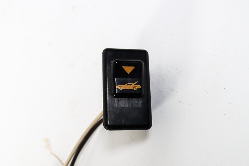 1990-1993 Corvette C4 Door Panel Rear Hatch Glass Release Switch OEM *USED*