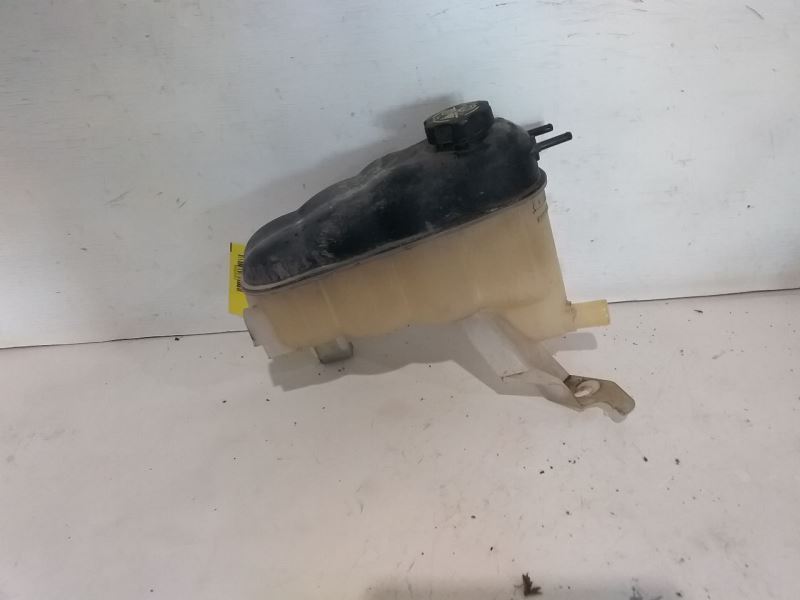 Coolant Reservoir Classic Style Fits 14-19 SIERRA 1500 PICKUP 3247317