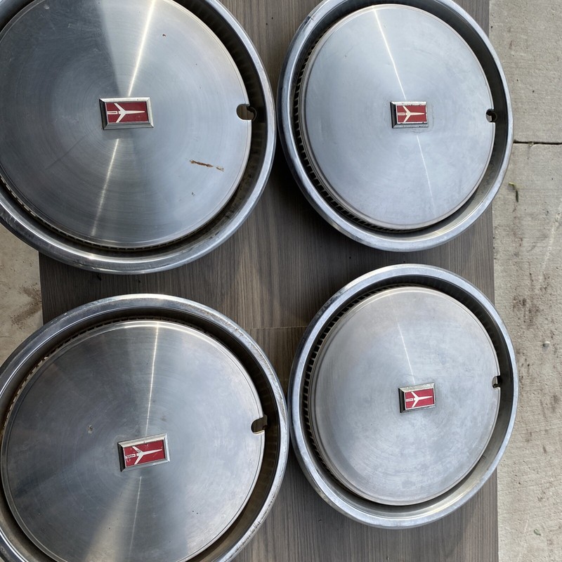 (4) 1982 82 Oldsmobile Ciera Hubcap 14" Wheel Cover Rim Cap Vintage Antique Good