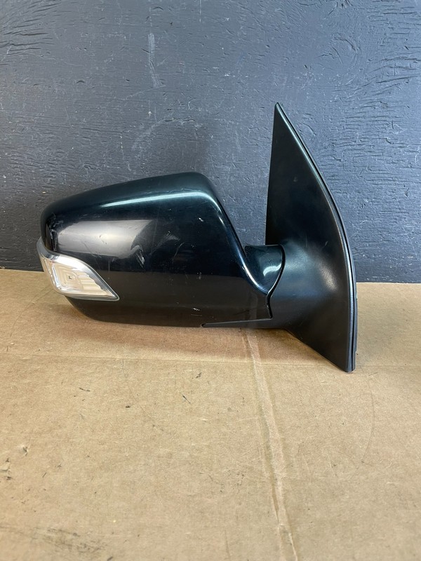 2011 to 2014 Kia Sedona Right Passenger RH Side Door Mirror Oem AE0928 DW
