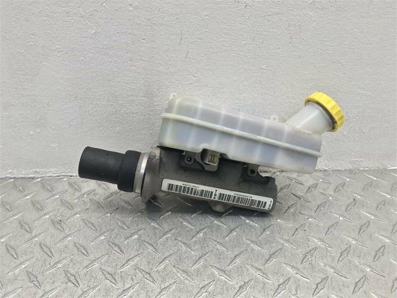 04 05 06 07 PACIFICA CARAVAN TOWN & COUNTRY 3.8L BRAKE MASTER CYLINDER OEM