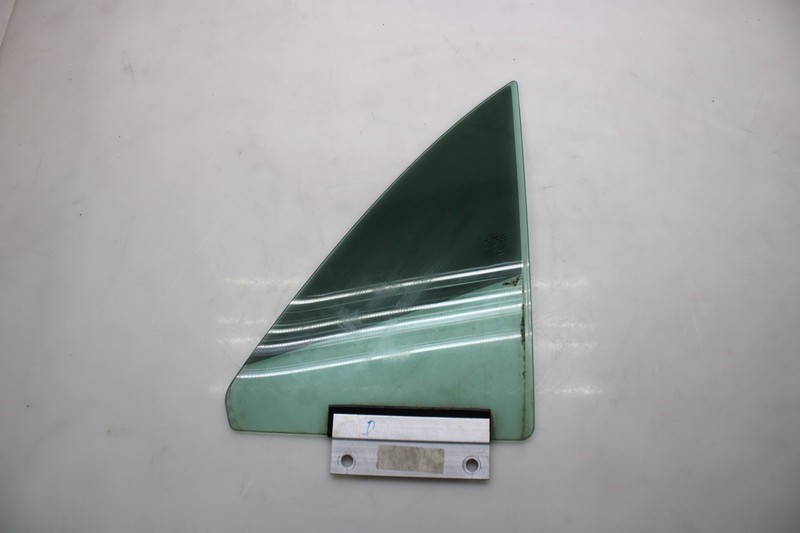 2000-2006 AUDI TT MKI LH Front Door Quarter Corner Window Glass OEM FL