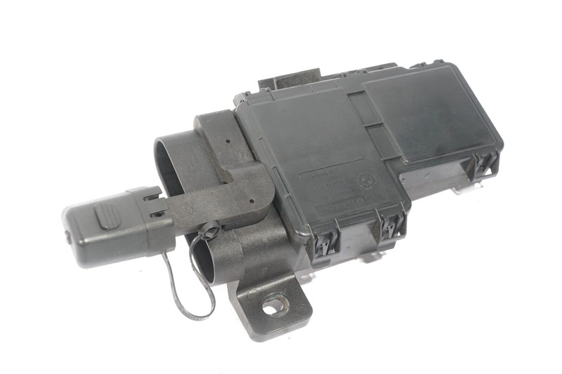 2002 - 2005 BMW 745I E65 BATTERY TERMINAL POINT COVER OEM
