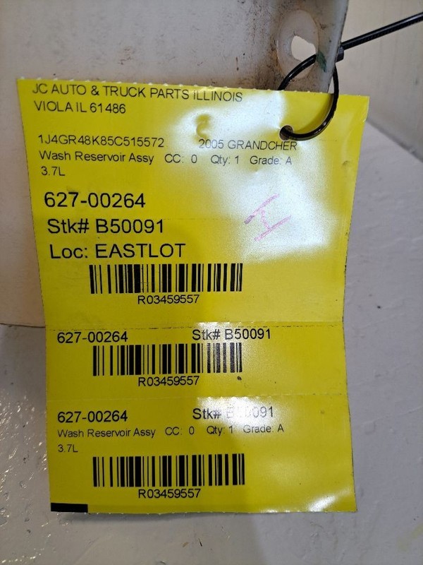 Wash Reservoir Fits 05-06 GRAND CHEROKEE 3459557