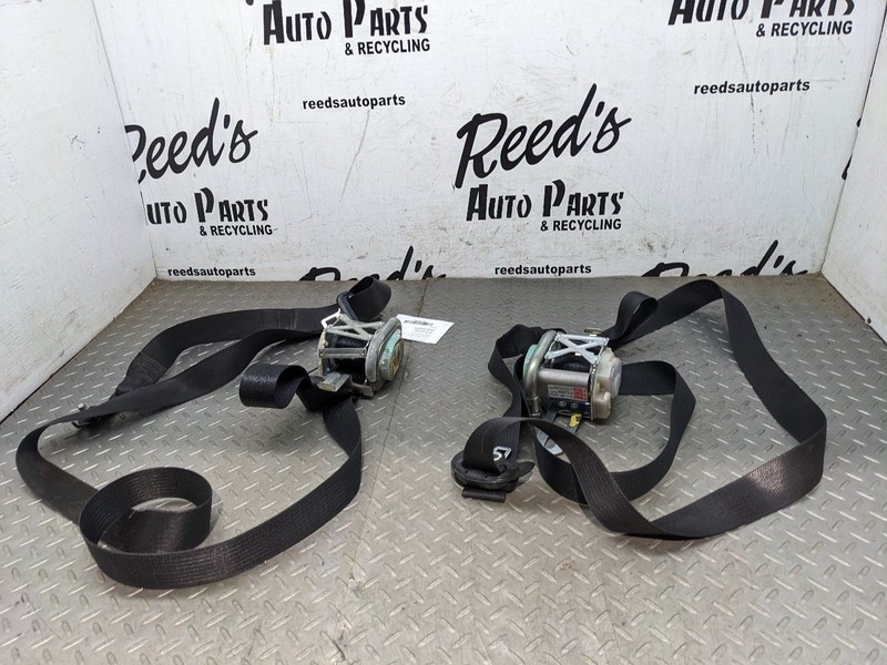 14-18 JEEP CHEROKEE FRONT SEAT BELTS SEATBELTS DRIVER PASSENGER FRONT BLA1191762