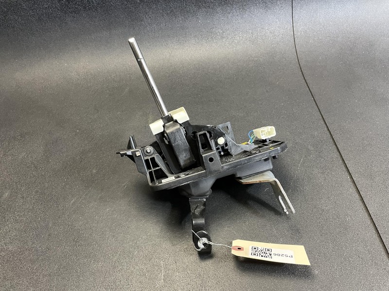 Transmission Floor Shifter 2022 Subaru Forester 35111-SJ000 2019 2020 2021 2023