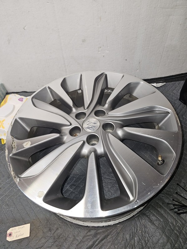 2017 2018 2019 2020 BUICK ENCORE 10-SPOKE WHEEL RIM 18X7 18" OEM Curb Rash