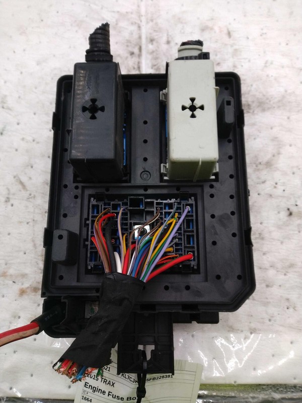 2015 Chevrolet Trax OEM Fuse Box 1.4L White 50000 Miles NJ25-25521-644911